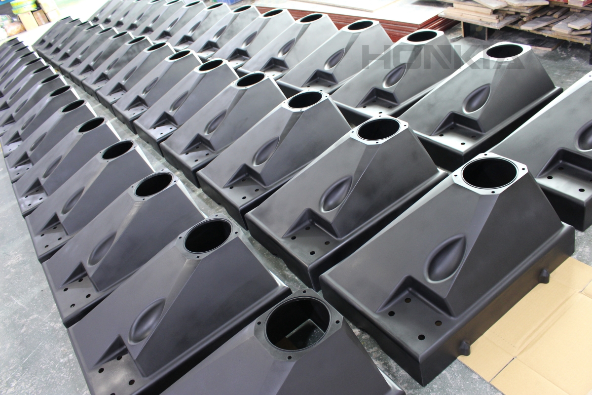 Reaction Injection Molding Large Parts.jpg